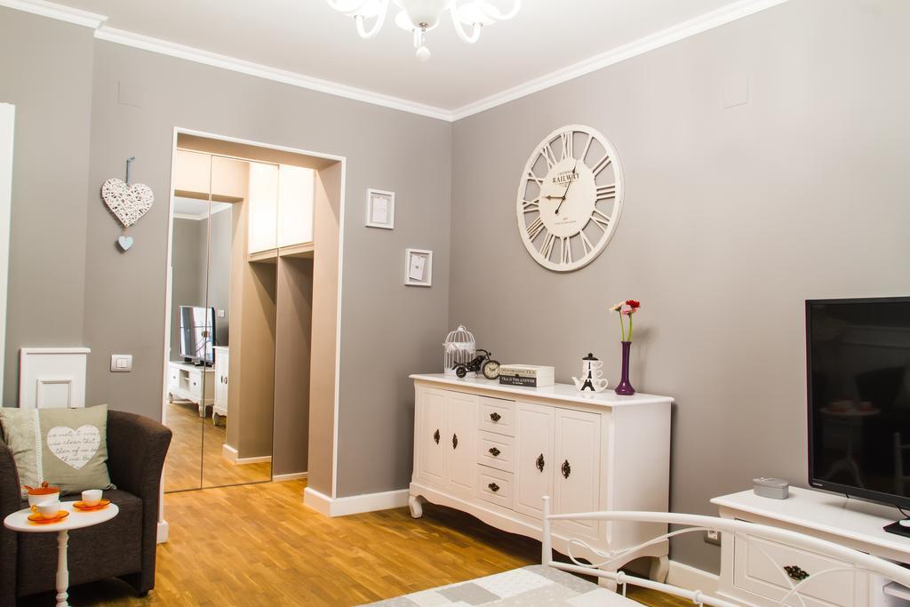Amando Bucharest Apartment Exterior photo