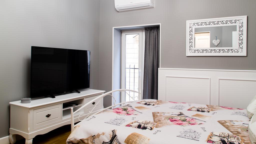 Amando Bucharest Apartment Exterior photo
